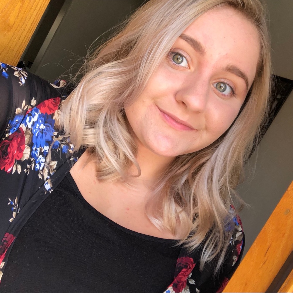 Meet your Posher, Farrah